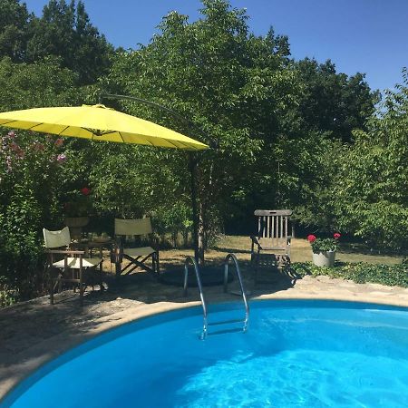 Le Peyrail Bed & Breakfast Les Lèves-et-Thoumeyragues Dış mekan fotoğraf