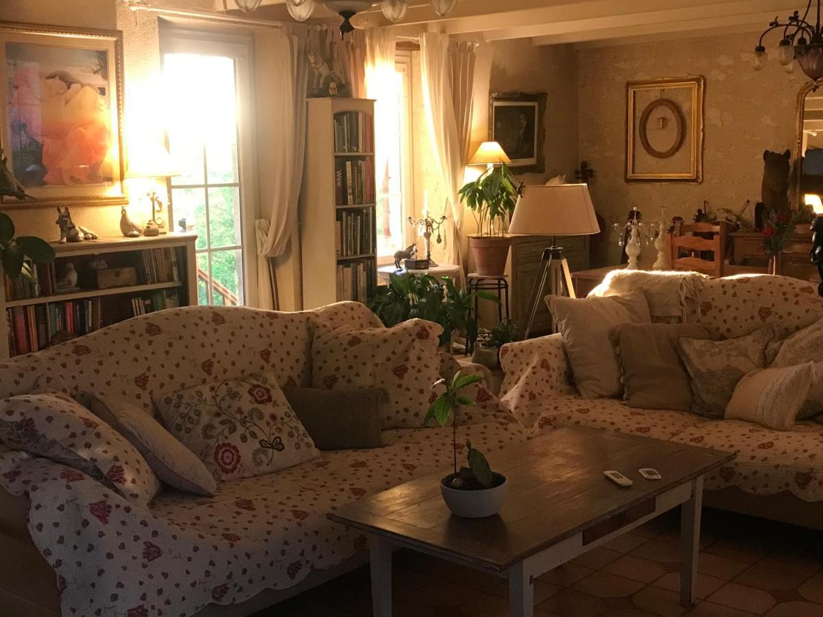 Le Peyrail Bed & Breakfast Les Lèves-et-Thoumeyragues Dış mekan fotoğraf