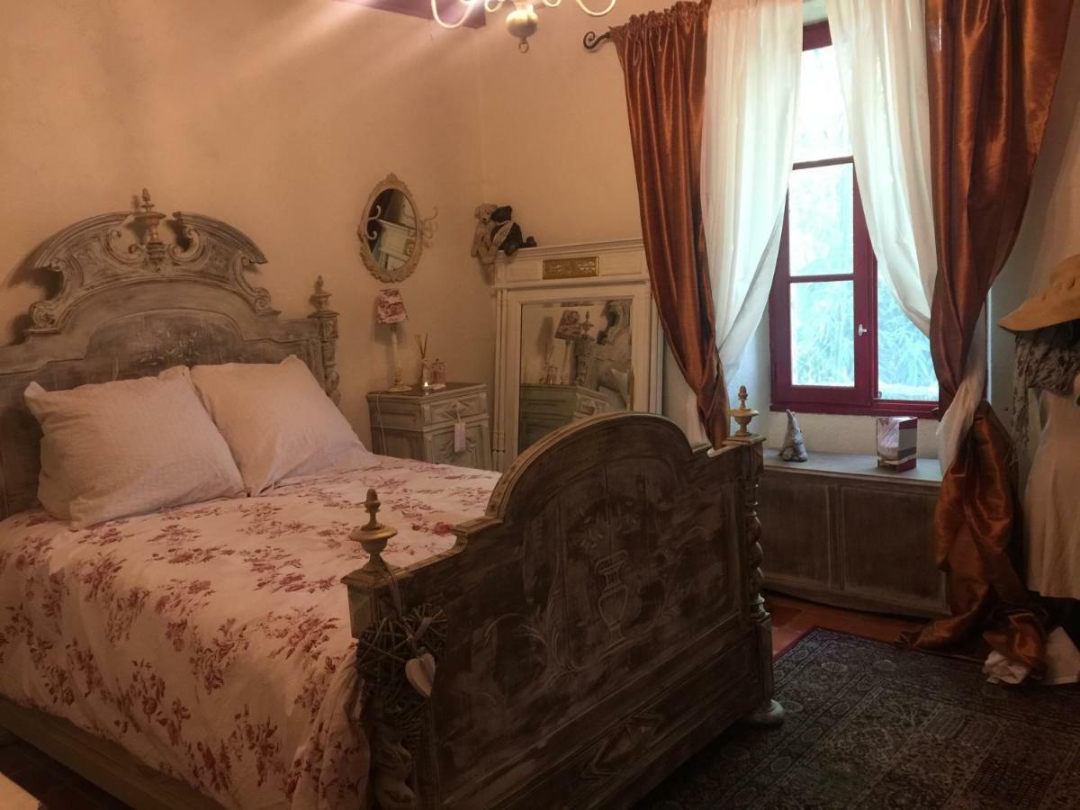 Le Peyrail Bed & Breakfast Les Lèves-et-Thoumeyragues Dış mekan fotoğraf
